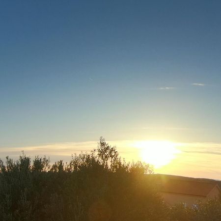 Apartman Tina Ražanac Buitenkant foto